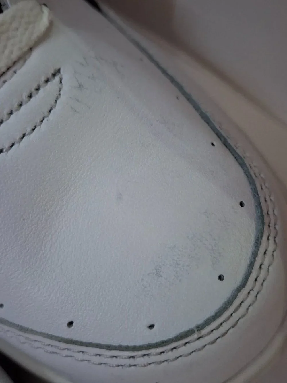 NWT Nike Air Python White Baroque Brown Mens 7 w/Box (READ)